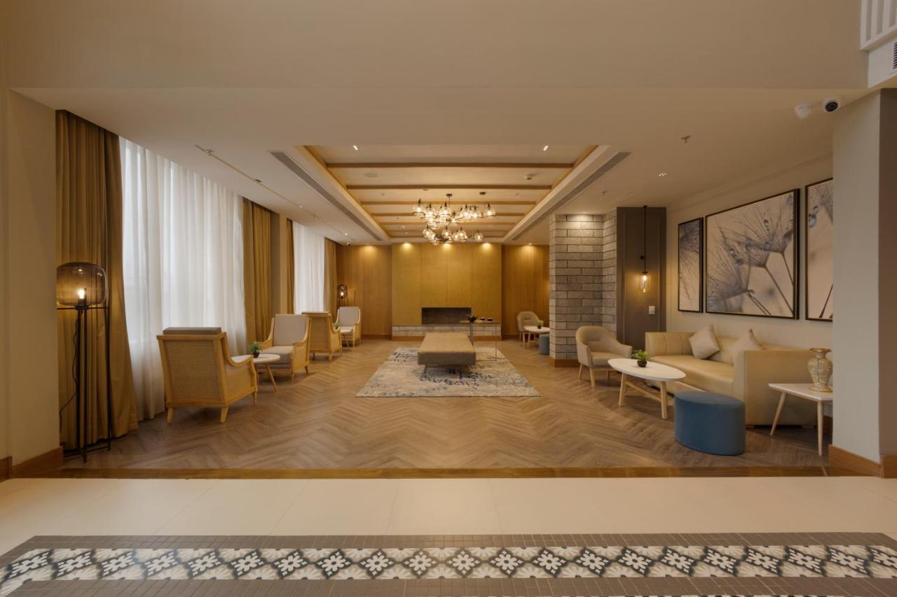 Sarovar Portico Srinagar Exterior foto